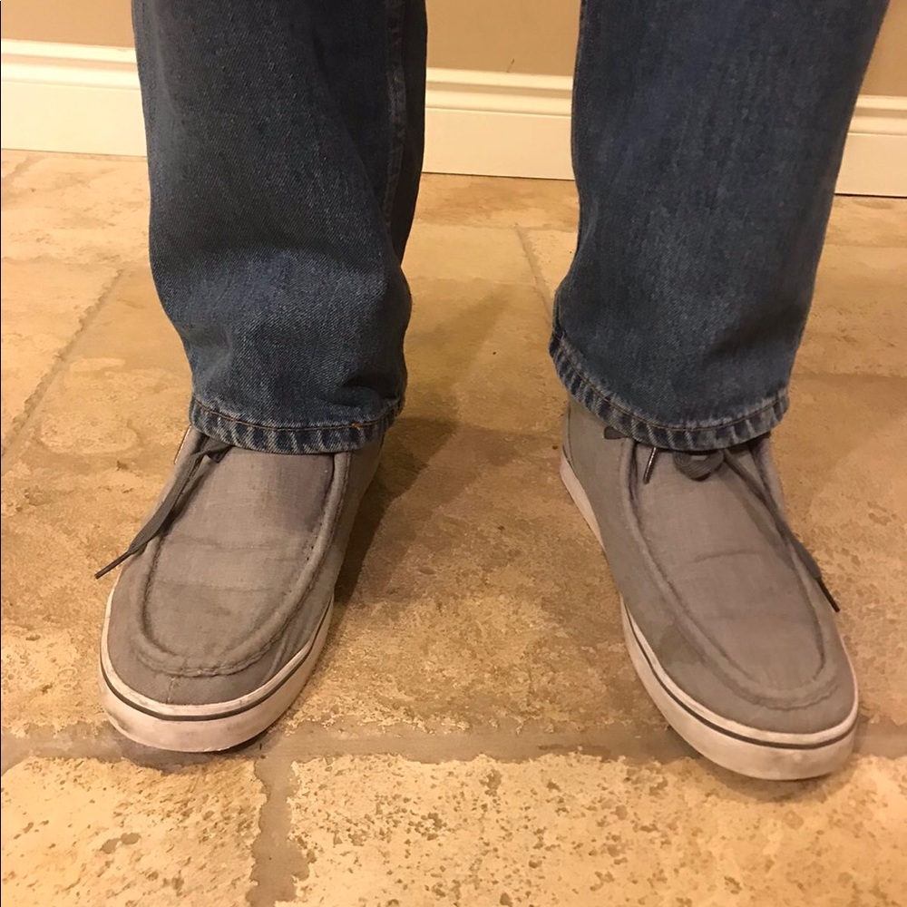 Men’s Lugz Gray Chukka Boots Size 13